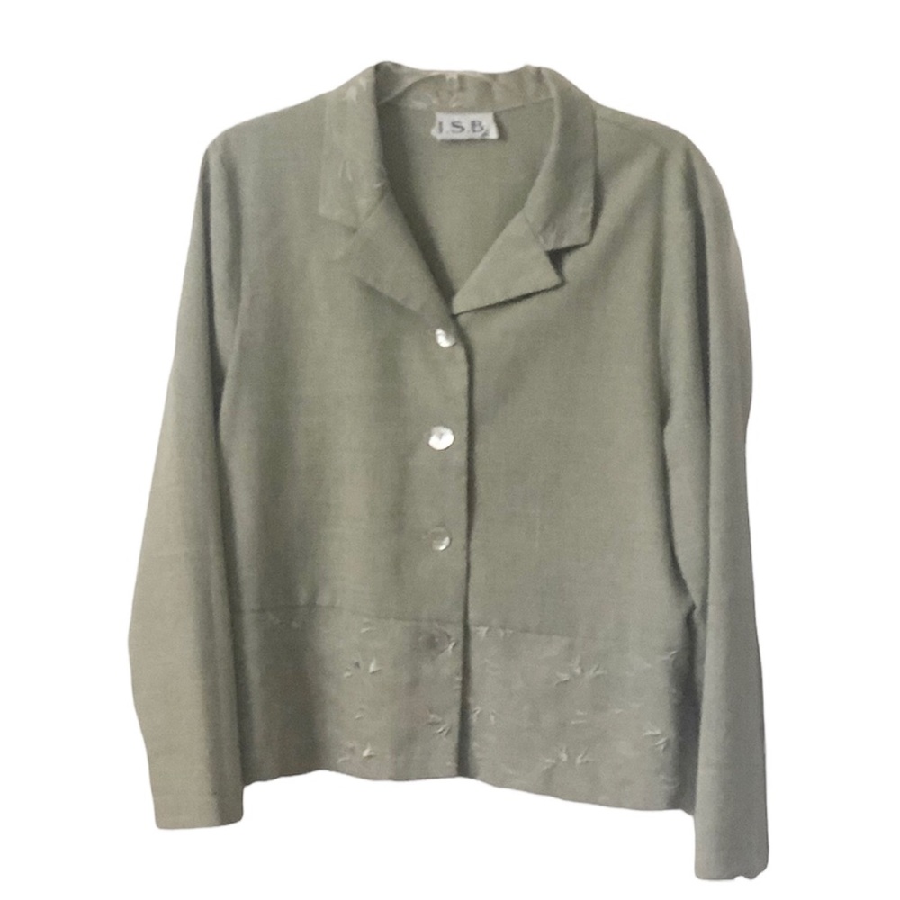 ISB women’s olive green shortsleeved button down embroidered v-neck collar top